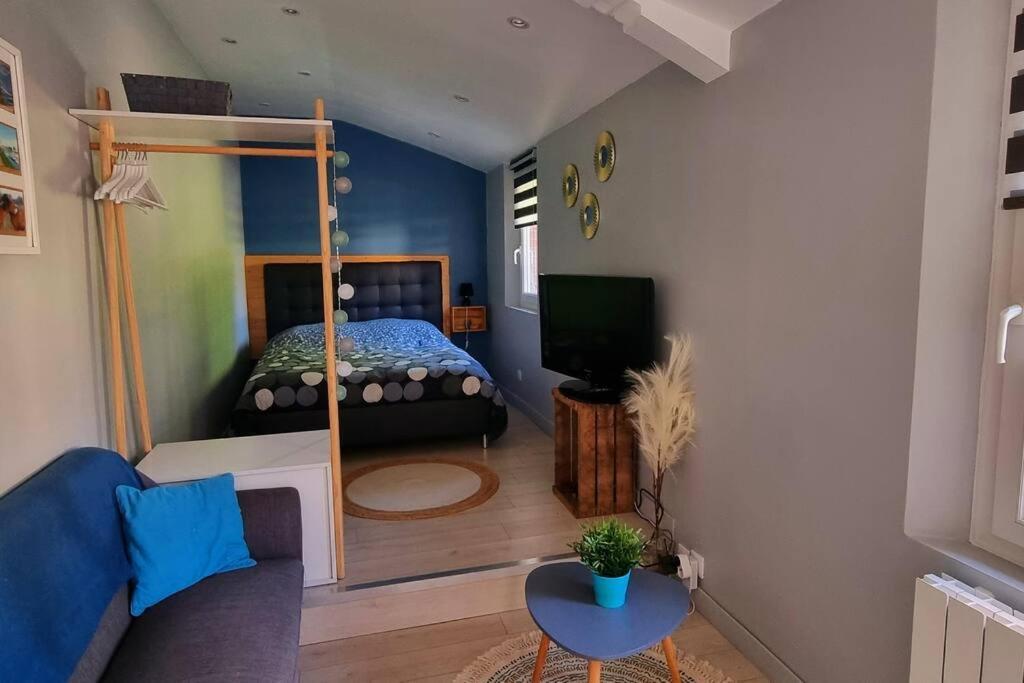Studio Independant Avec Terrasse Vue Jardin Beauchamps  Exterior photo